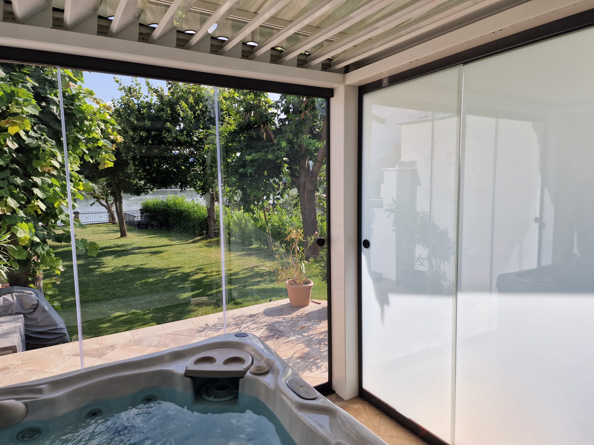 Jakuzzi