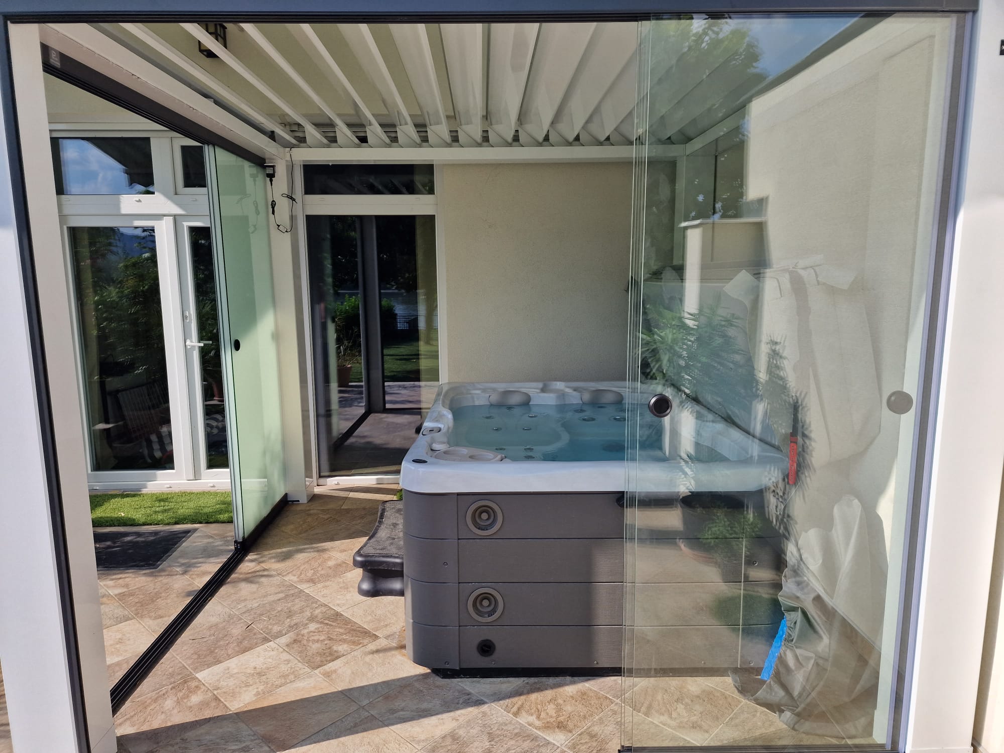 Jakuzzi